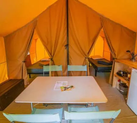 Parque de Campismo Onlycamp Les Tuilleres *