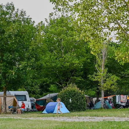 Onlycamp Les Tuilleres Parque de Campismo *